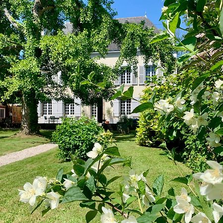 La Meffrais 1741 Manoir D'Hotes Aux Portes De Dinan Exterior foto